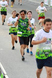 BIB: 606, 0477
                            <button type="button" onclick="openModal(3532343)" class="btn btn-primary btn-sm float-right btn-popup" data-toggle="modal" data-target=".modal-high-quality">
                        <i class="fas fa-shopping-cart"></i> Add to Cart
                    </button>
                                            <button type="button" onclick="isThisMe(3532343, true)" class="btn btn-success btn-sm float-right btn-popup btn-isme hidden" data-toggle="tooltip" data-placement="bottom" title="นี่คือรูปของคุณใช่ไหม คลิกที่นี่เพื่อเอาเข้าอัลบั้ม">
                        <i class="fas fa-plus"></i> Add to album
                    </button>
                    <button type="button" onclick="isThisMe(3532343, false)" class="btn btn-warning btn-sm float-right btn-popup btn-isnotme hidden">
                        <i class="fas fa-ban"></i> Remove from album
                    </button>